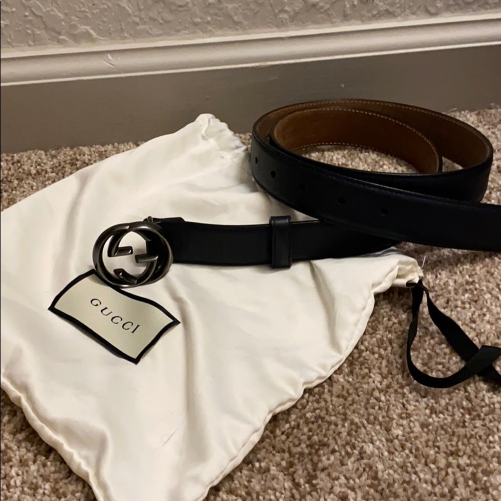Gucci navy belt